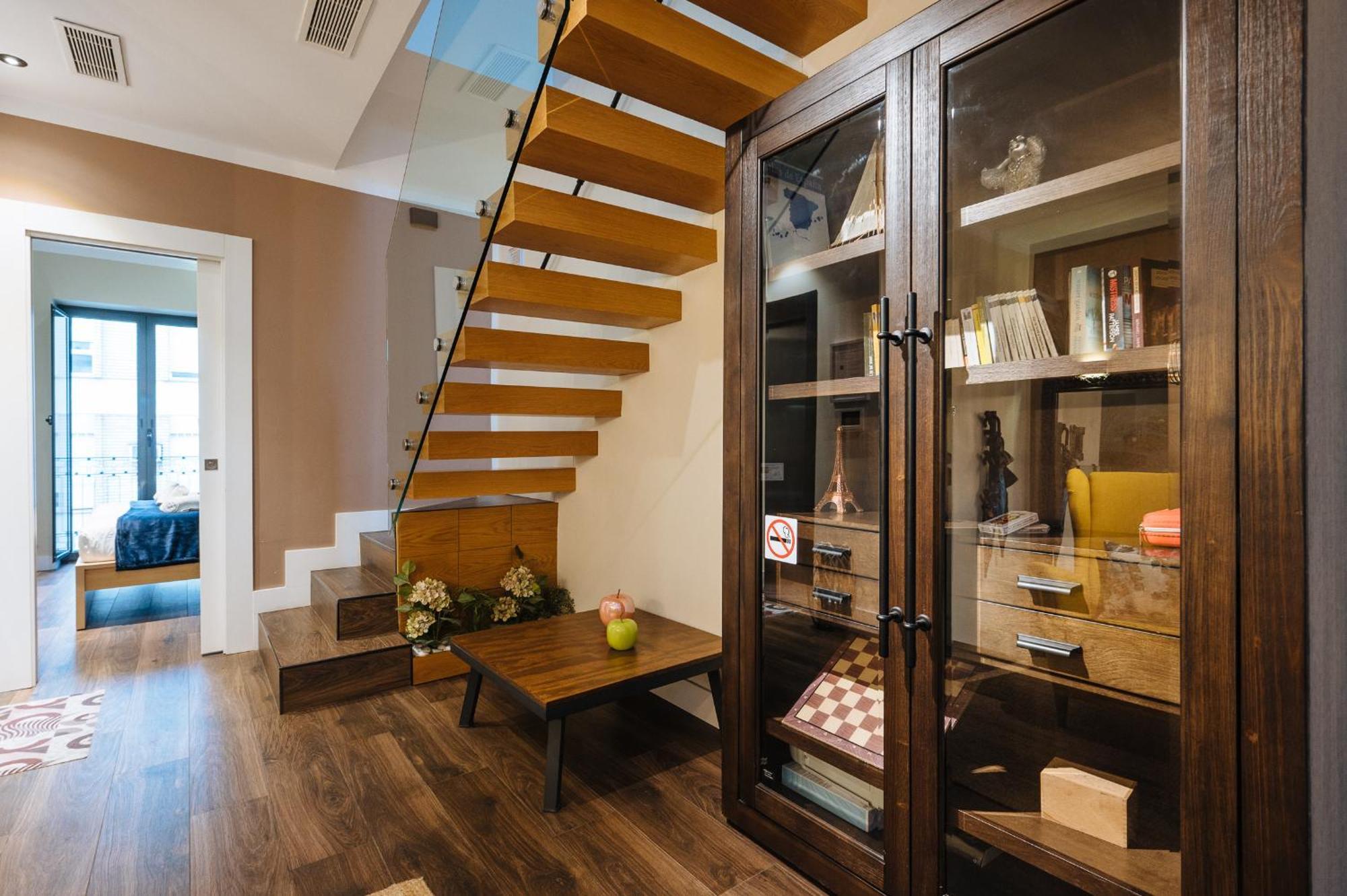 Elegant Duplex 3 Master Bedrooms And Private Seville Exterior photo
